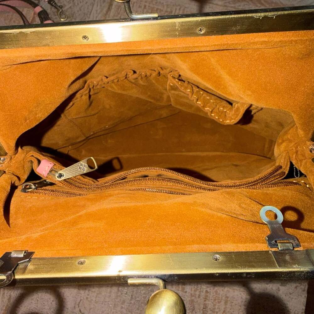 Patricia Nash Pink Rose Embossed Leather Purse Handbag #26V1026 - Picture 6 of 16